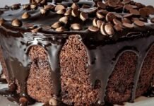 जाने चॉकलेट केक बनाने की रेसिपी, मुंह में आ जाएगा पानी जाने चॉकलेट केक बनाने की आसान रेसिपी, मुंह में आ जाएगा पानी
