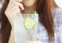 शिकंजी पीने से मिलते है शरीर और स्किन को अनेकों फायदे! शिकंजी पीने से मिलते है शरीर और स्किन को अनेकों फायदे!