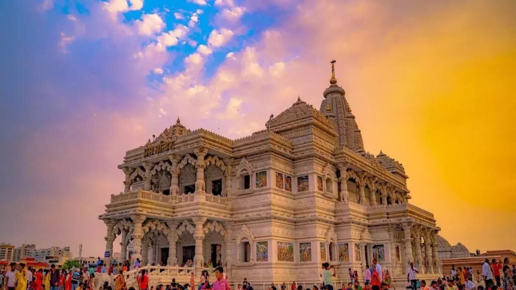 महज दो दिन की छुट्टी के बिताने के लिए ये प्लेस है बेस्ट! महज दो दिन की छुट्टी के बिताने के लिए ये प्लेस है बेस्ट!
