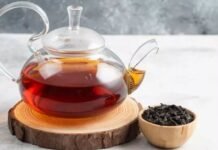 ब्लैक टी है कई बड़ी बीमारियों का राम बाण इलाज! क्या सुबह खाली पेट ब्लैक टी पीना है फायदेमंद? ब्लैक टी है दिल जैसी कई गंभीर बीमारियों का इलाज!