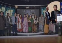 दिग्गज अभिनेता विपिन शर्मा ने सिफ़ी 2023-24 के मंच पर लगाई चौपाल दिग्गज अभिनेता विपिन शर्मा ने सिफ़ी 2023-24 के मंच पर लगाई चौपाल