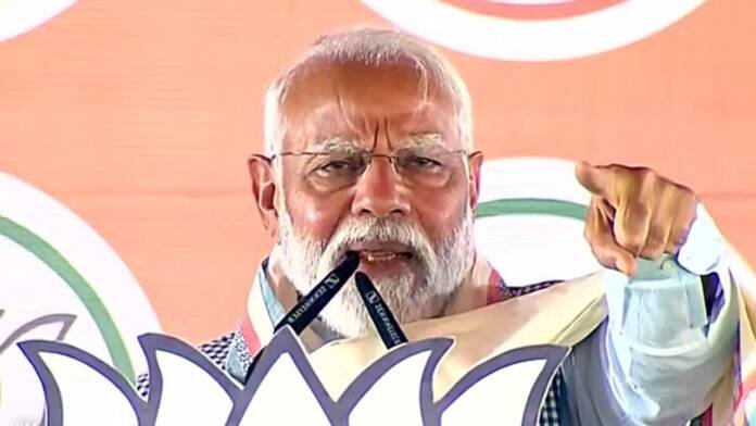 मोदी का कांग्रेस पर निशाना