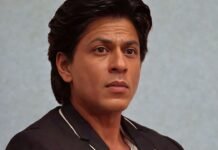 वामीका गब्बी ने शाहरुख़ ख़ान को मजाक में कहा ‘नस काट लूंगी’, सेट पर फैला सन्नाटा वामीका गब्बी ने शाहरुख़ ख़ान को मजाक में कहा 'नस काट लूंगी', सेट पर फैला सन्नाटा