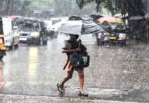 उत्तर भारत में मौसम का बड़ा उलटफेर: कहीं बारिश से राहत, कहीं लू का कहर उत्तर भारत में मौसम का बड़ा उलटफेर: कहीं बारिश से राहत, कहीं लू का कहर