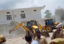 योगी सरकार का बड़ा एक्शन, झांगुर बाबा की कोठी पर चला बुलडोजर झांगुर बाबा की कोठी