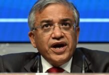 मतदाता सूची विवाद: राहुल गांधी और चुनाव आयोग के बीच तीखी नोंकझोंक, विपक्ष महाभियोग लाने की तैयारी में चुनाव आयोग