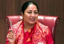 रेखा गुप्ता पर हमला: दिल्ली सीएम को मारने की साजिश, CCTV में खुलासा, आईबी भी जुटी! रेखा गुप्ता पर हमला