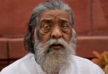 झारखंड की राजनीति से एक युग का अंत: दिशोम गुरु शिबू सोरेन नहीं रहे, राज्य में 3 दिन का राजकीय शोक shibu soren