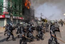 नेपाल में बवाल! युवाओं का उग्र आंदोलन, कई मंत्रियों के घरों पर हमले नेपाल में बवाल