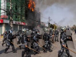 नेपाल में बवाल! युवाओं का उग्र आंदोलन, कई मंत्रियों के घरों पर हमले नेपाल में बवाल