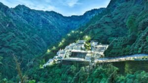 चारधाम, वैष्णोदेवी यात्रा स्थगित