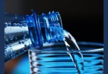 कैसे शुरू हुई बोतलबंद पानी की कहानी? प्राचीन मिट्टी के बर्तन से लेकर आधुनिक प्लास्टिक तक बोतलबंद पानी का इतिहास