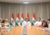 धर्मेंद्र प्रधान के इस्तीफे के बाद शिक्षा मंत्रालय की कमान प्रह्लाद जोशी के हाथ, पहले दिन अधिकारियों के साथ की बैठक धर्मेंद्र प्रधान के इस्तीफे के बाद शिक्षा मंत्रालय की कमान प्रह्लाद जोशी के हाथ